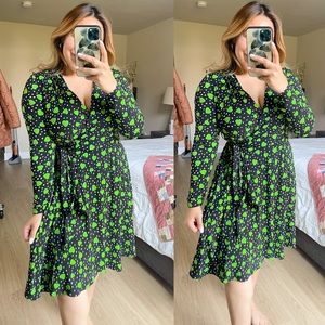 Vintage Vicky Tiel | Retro Green Heart Printed Midi Wrap Dress Size: small